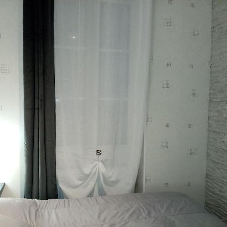 Le Petit Saint Bernard Apartment Dijon Exterior photo